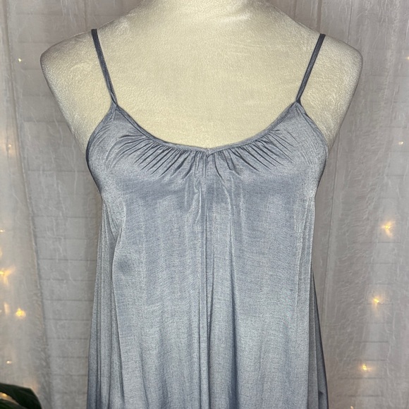 Chic Silver Maxi Dress - Picture 3 of 4
